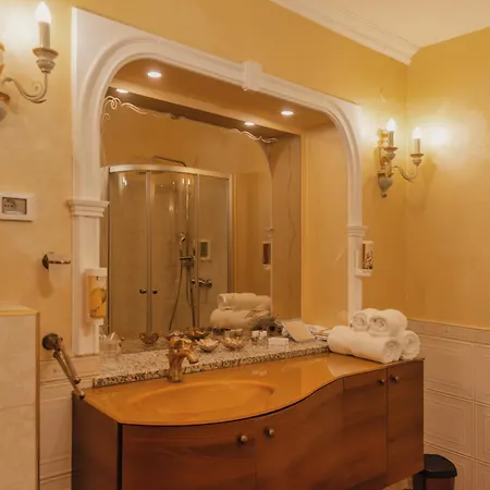 Bella & Stella Bed & Breakfast 4*